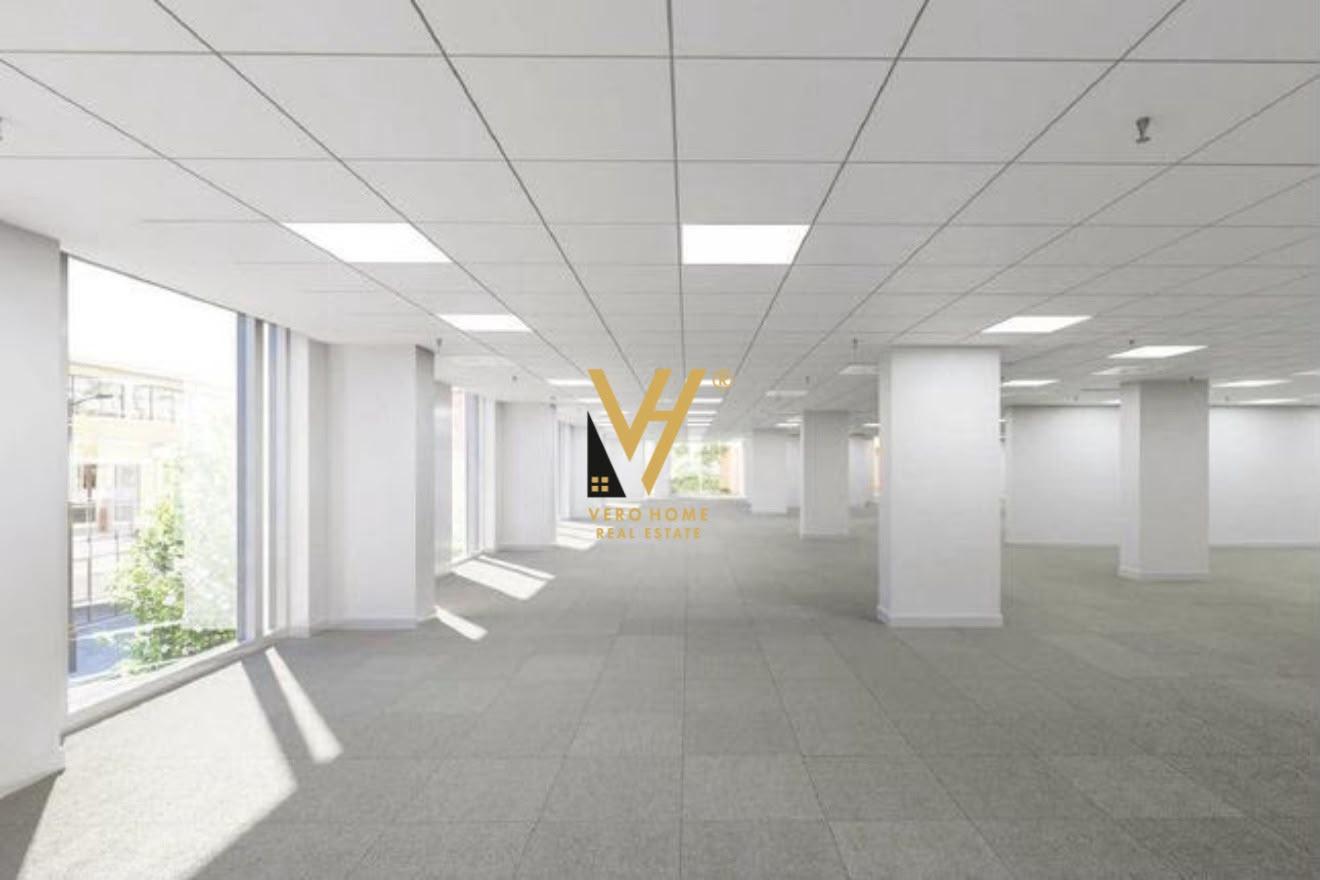 SHITET AMBIENT KOMERCIAL 900 M2 NE GOLEM – Durrës