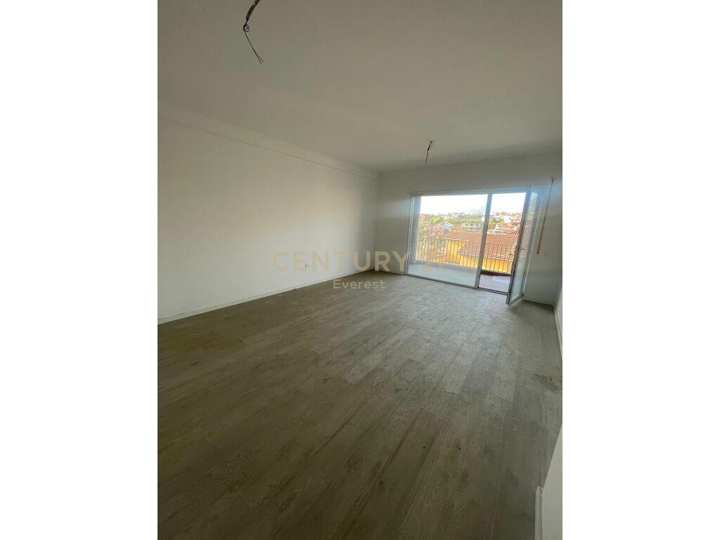 SHKOZE, SHESIM APARTAMENT 2+1 – Tiranë - 1