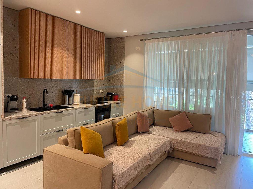 0697048063 Shitet, Apartament 1+1,Gjiri Lalzit – Durrës