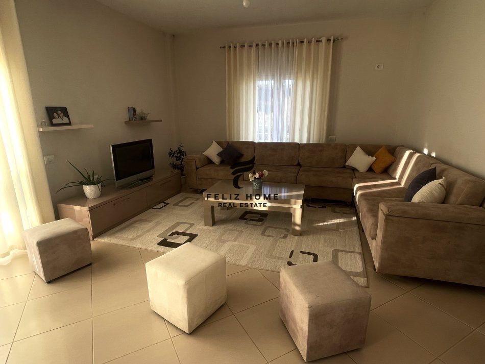 VILE ME QERA 360 M2 TEG 2500 EURO – Tiranë