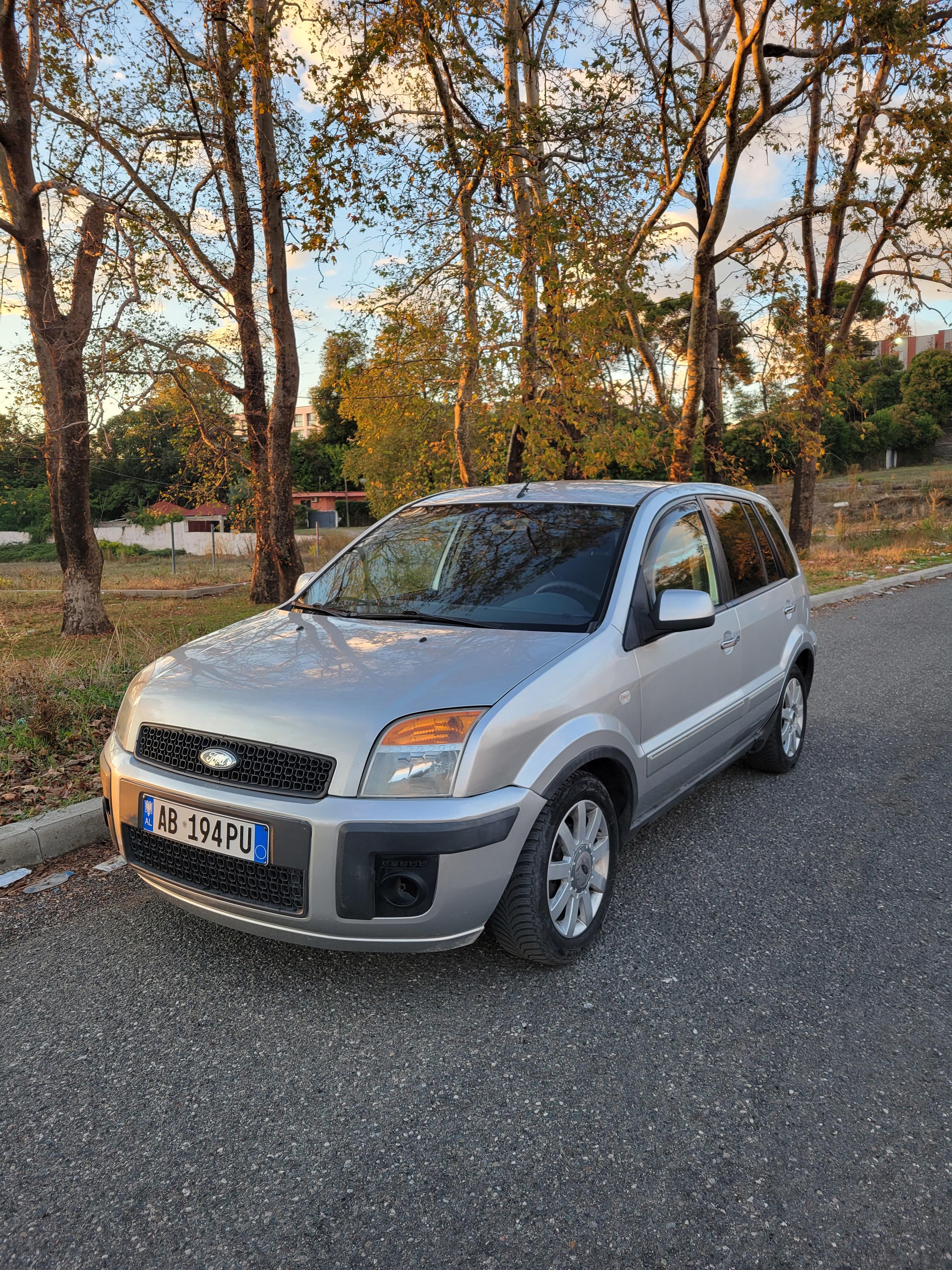 Ford Fusion 1.4 B-Gaz Fabrike 2010 – Tiranë