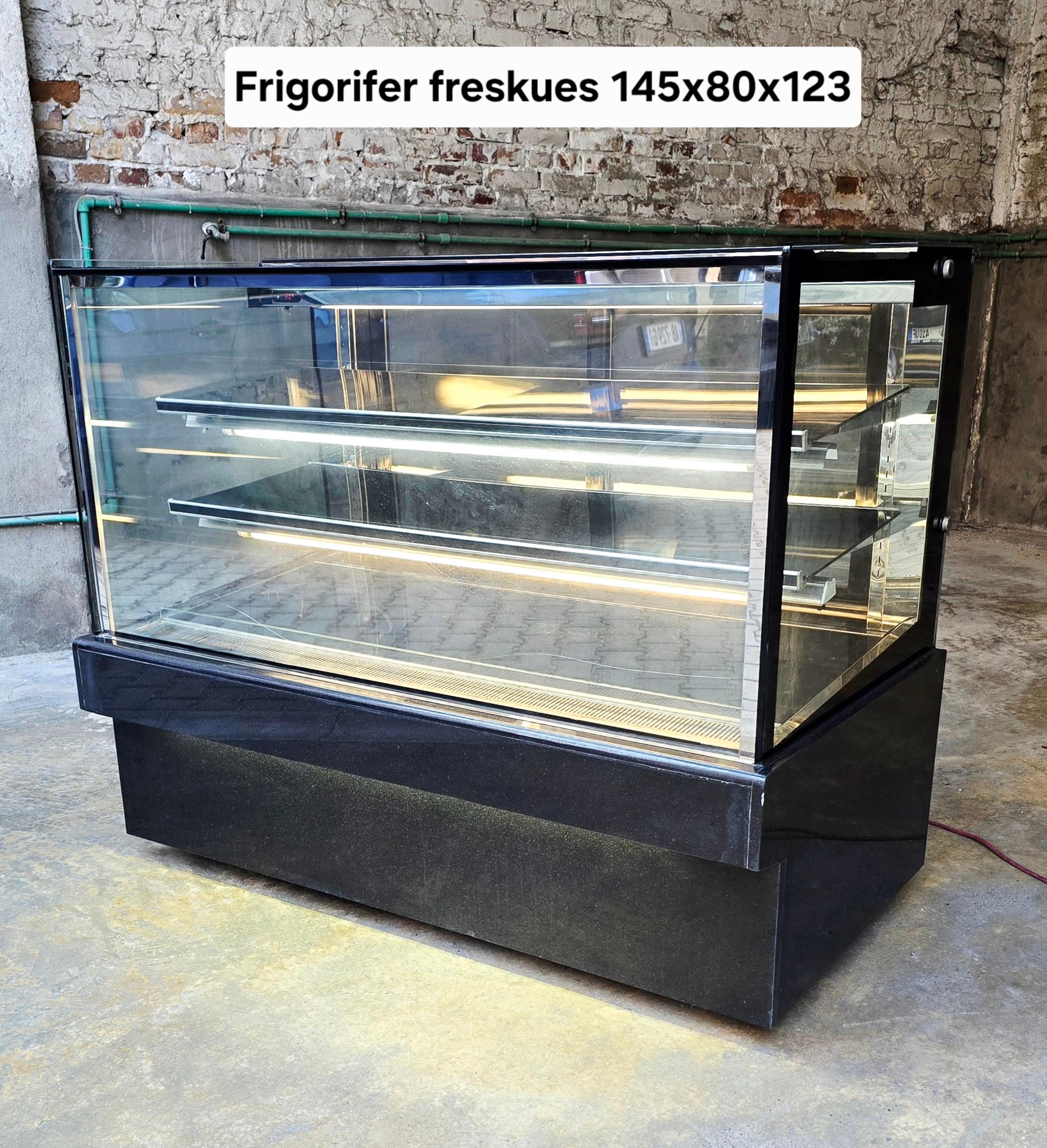 👉FRIGORIFER EKSPOZITOR FRESKUES MASAT 155X80X123!! – Durrës