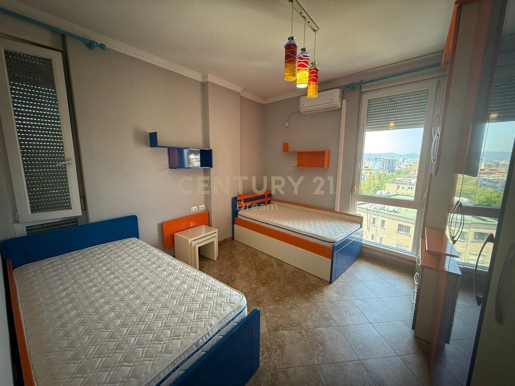 SHITET APARTAMENT 2+1+2 TEK OXHAKU! – Tiranë - 1