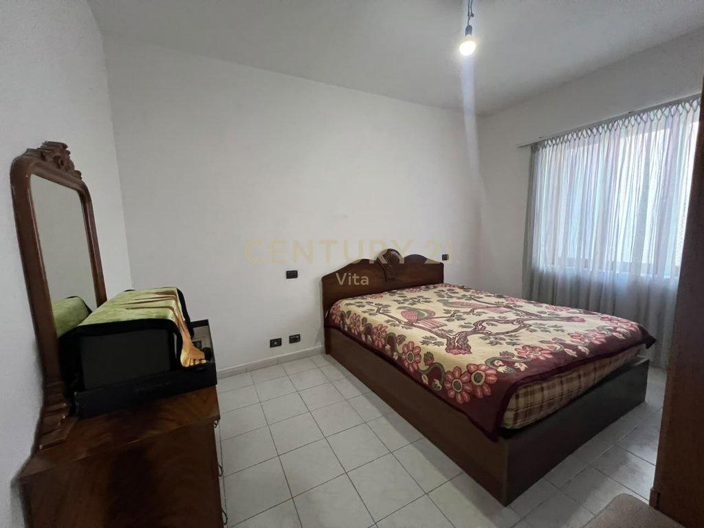 APARTAMENT 1+1 NË SHITJE, ISH RAJONI POLICISE+355685062709 – Durrës
