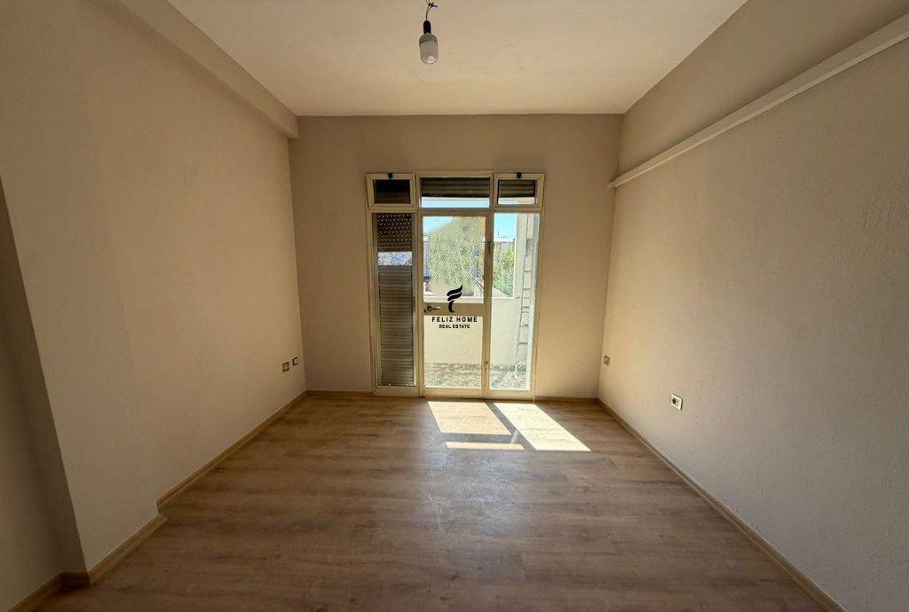 SHITET APARTAMENT 2+1 21 DHJETORI 16.000.000 LEKE FH-70100 – Tiranë - 1