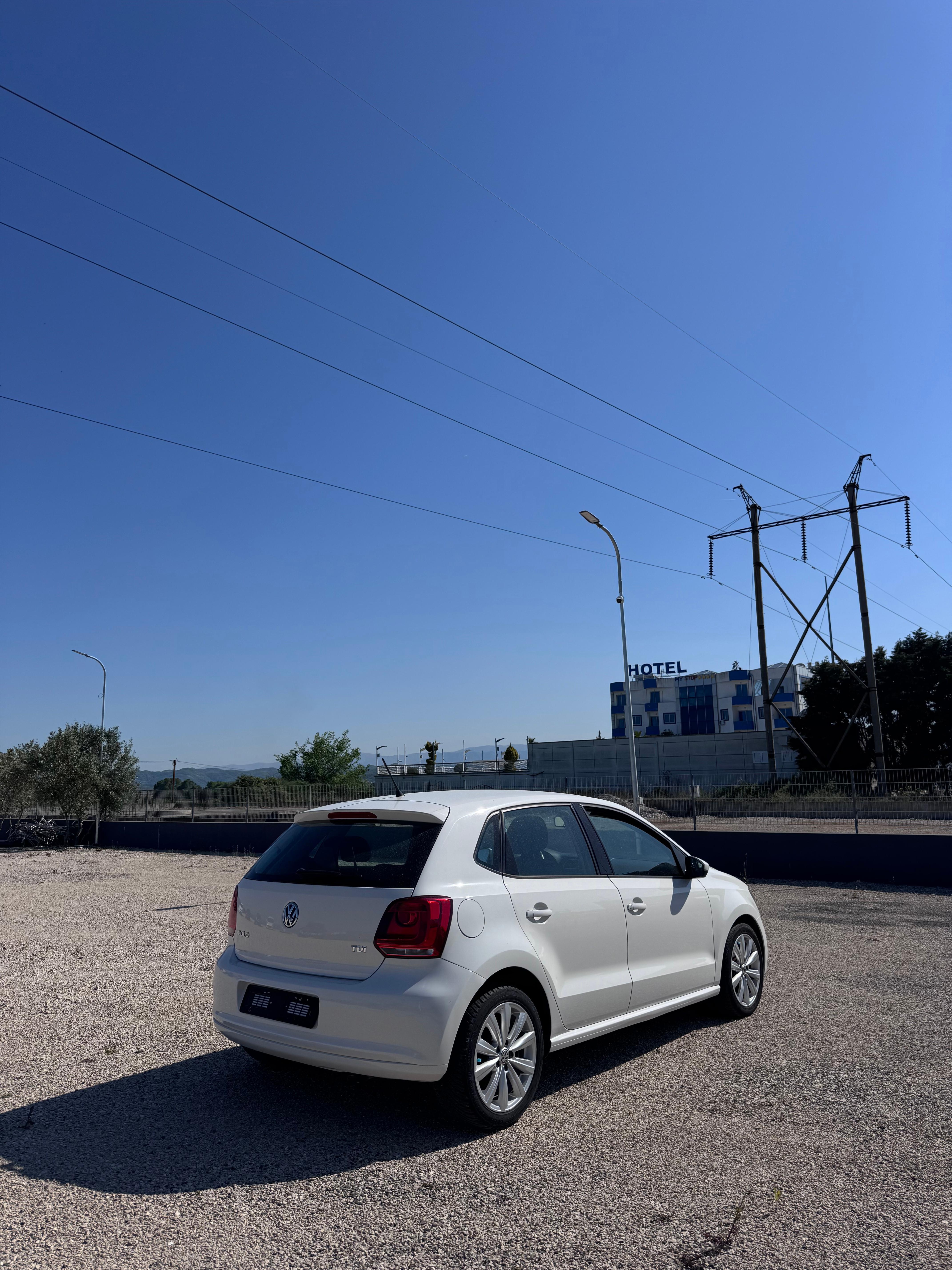 Shitet volksvagen polo viti 2011 1.2 naft manual – Durrës