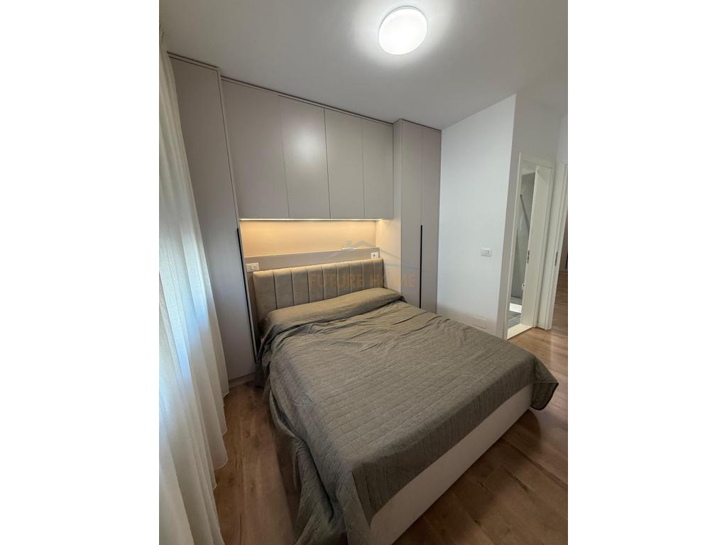 0693769552Shitet, Apartament 2+1+2, Kodra e Diellit, Tiranë. – Tiranë - 1