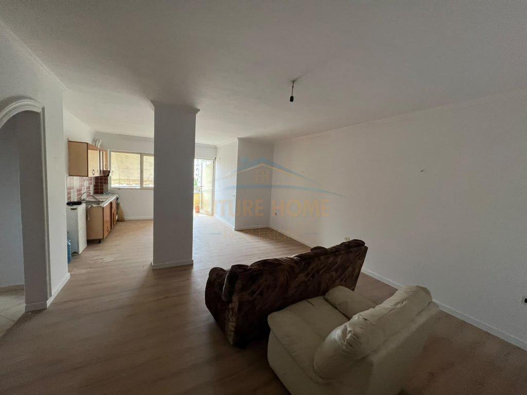 0694792477, Shitet, Apartament 2+1+2,Selite – Tiranë - 1