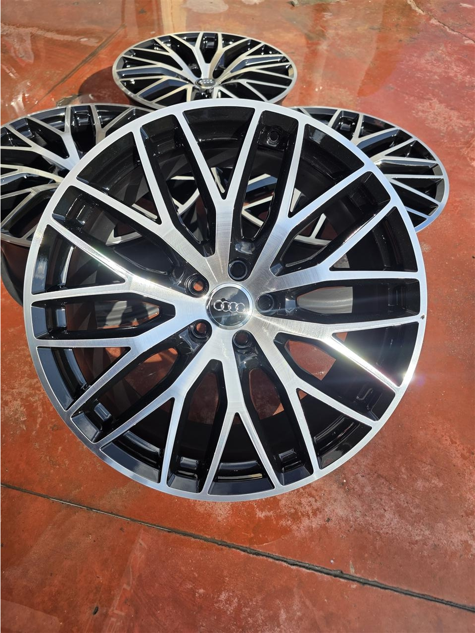 DISQE AUDI A8 NUMER R20 ORGJINALE – Fier
