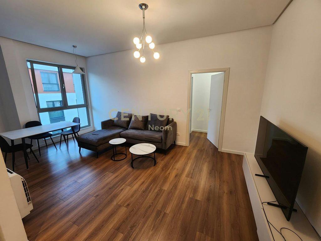 Apartament Premium 1+1+Post Parkimi prane SPITALIT TE – Tiranë