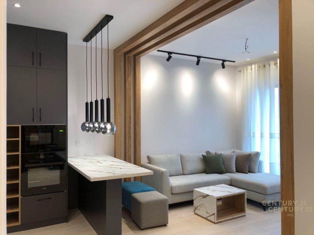Apartament 1+1 Luksoz te Shkolla e Kuqe! – Tiranë - 1