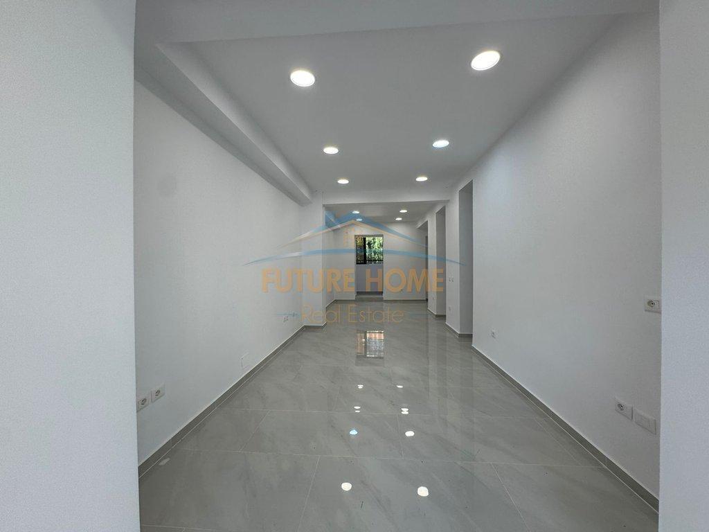 0692268458 Shitet, Ambient Biznesi, 21 Dhjetori – Tiranë - 1