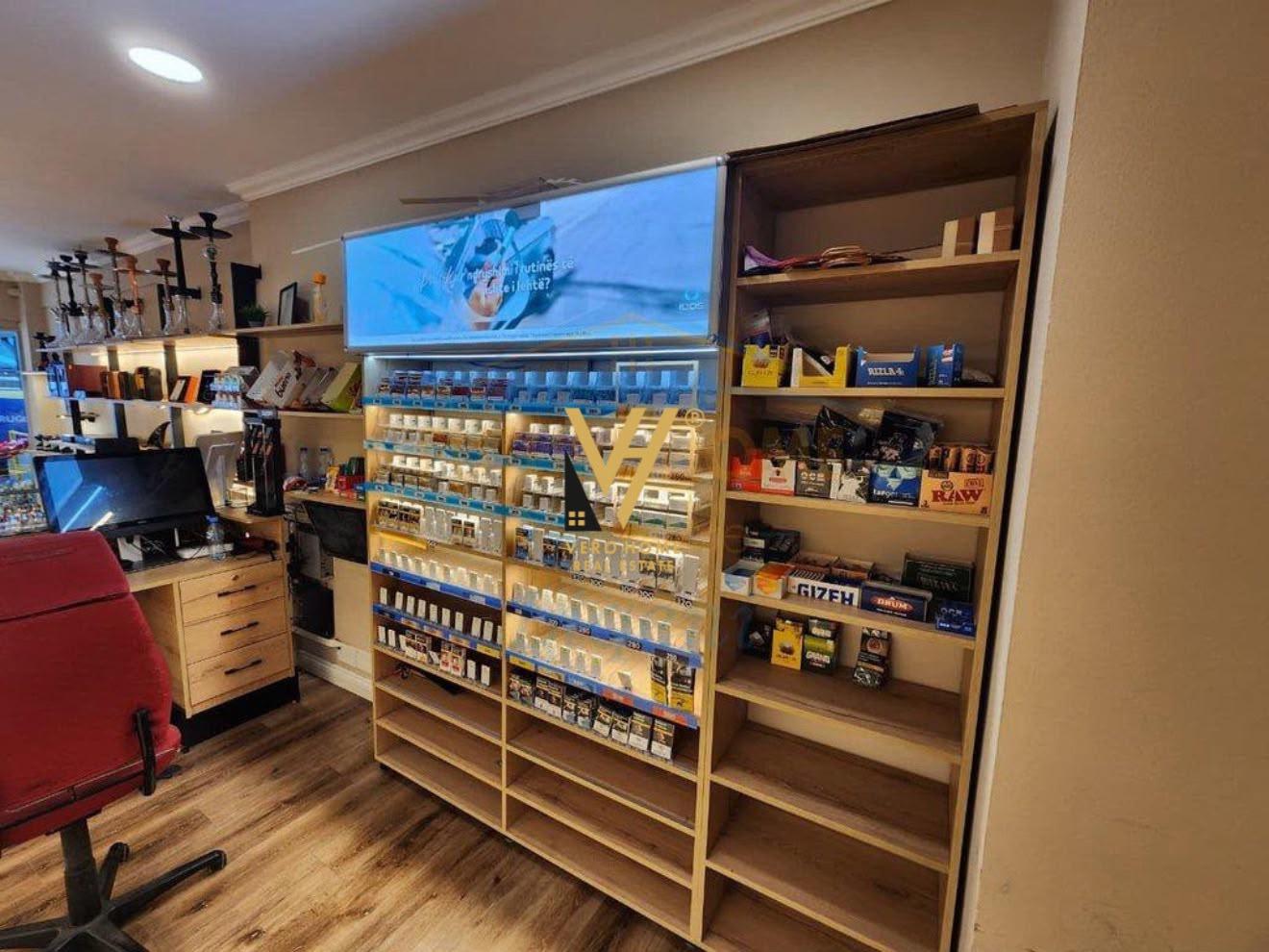 JEPET DYQAN 33 M2 ME QERA NE ASTIR 52.000 LEKE – Tiranë