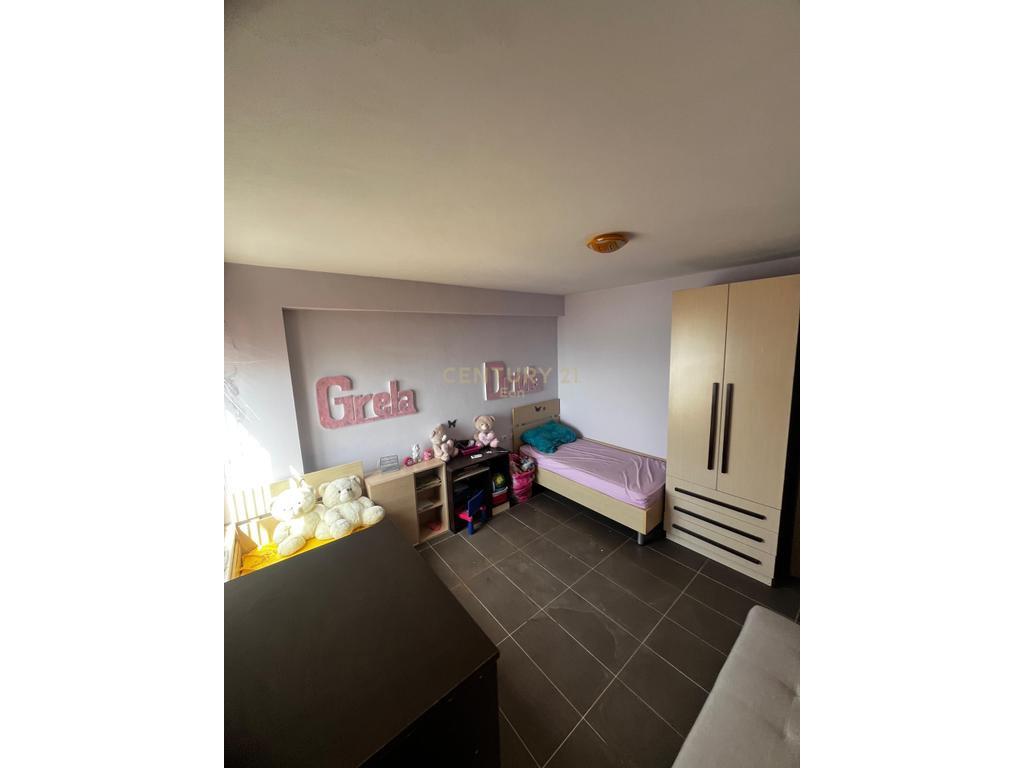 Apartament 2+1 Pamje Deti Për Shitje në Vila e Zogut, Durrës – Durrës