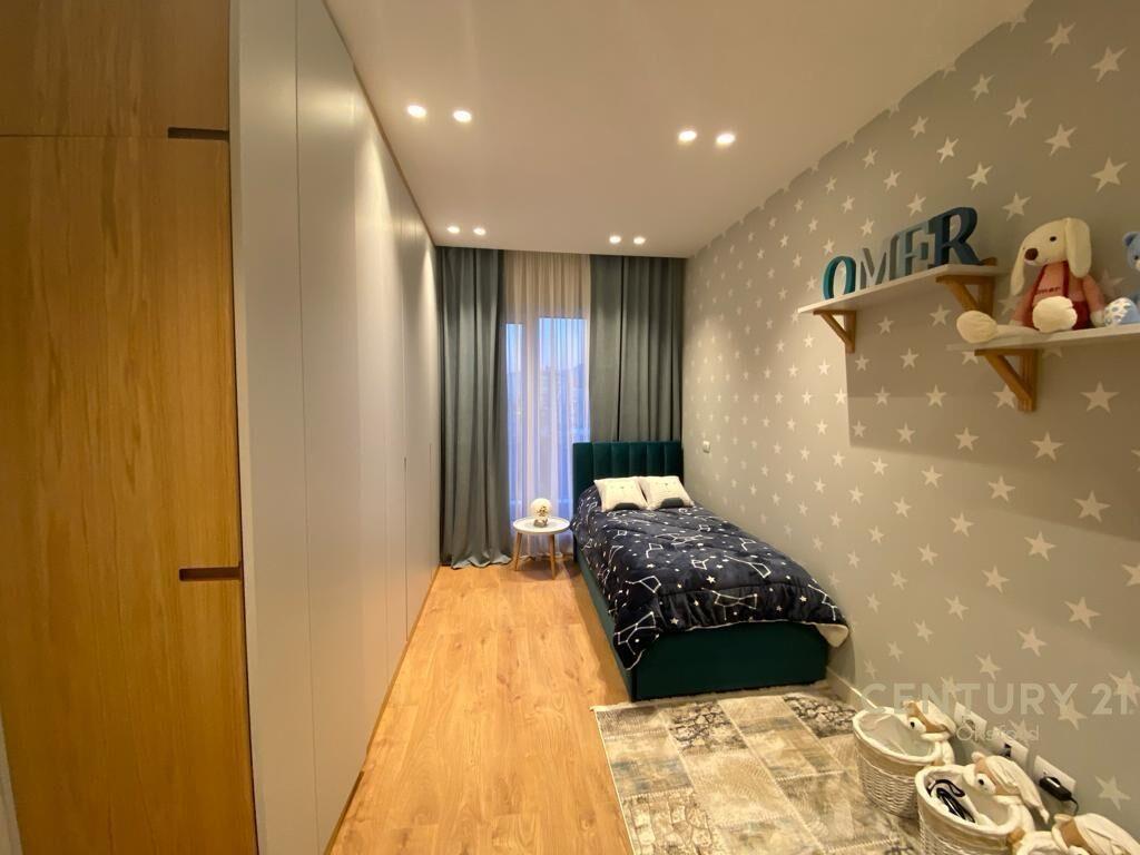 SHESIM APARTAMENT LUKSOZ 3+1+2+LAVANDERI TEK ISH FUSHA E AVI – Tiranë - 1