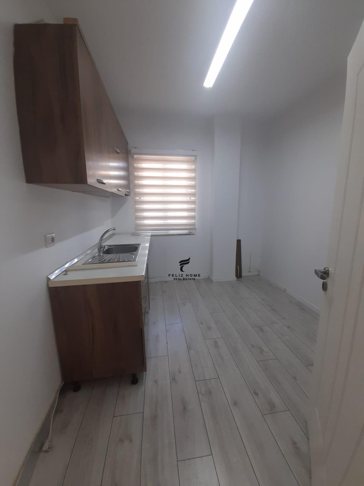 ZYRE ME QERA 180 M2 SHESHI WILLSON 2000 EURO – Tiranë - 1