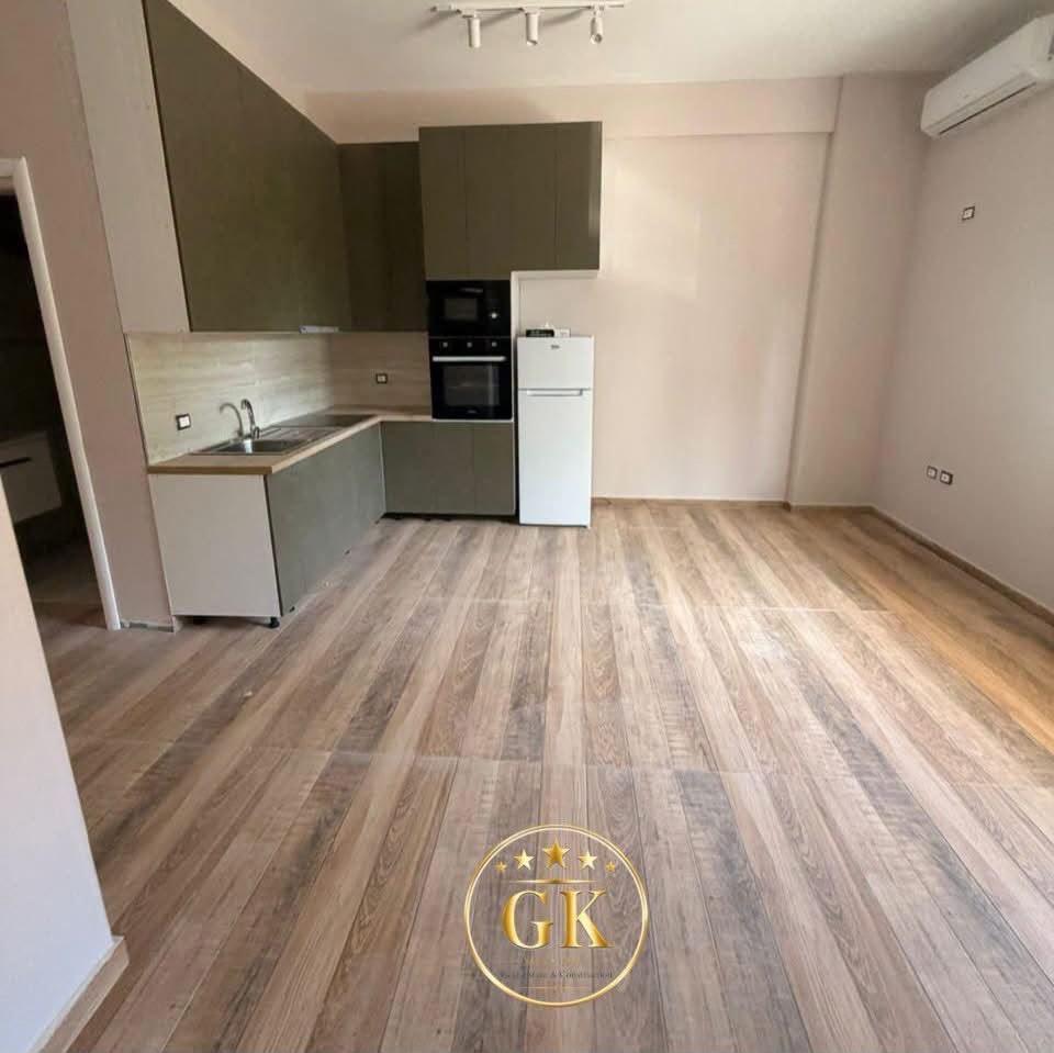 ID 20762052 SHITET GARZONIERE SHKEMBI KAVAJES DURRES – Durrës