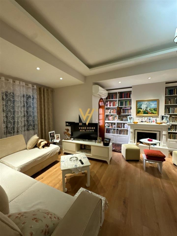 JEPET APARTAMENT 3+1+3BLK ME QERA TE KOMUNA PARISIT 1.500 EU – Tiranë - 1