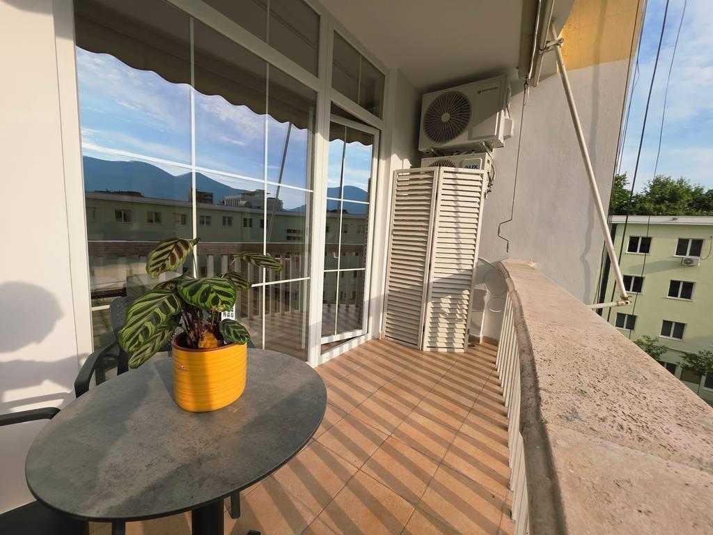 APARTAMENT 1+1 I MOBILUAR TE LICEU ARTISTIK! – Tiranë - 1