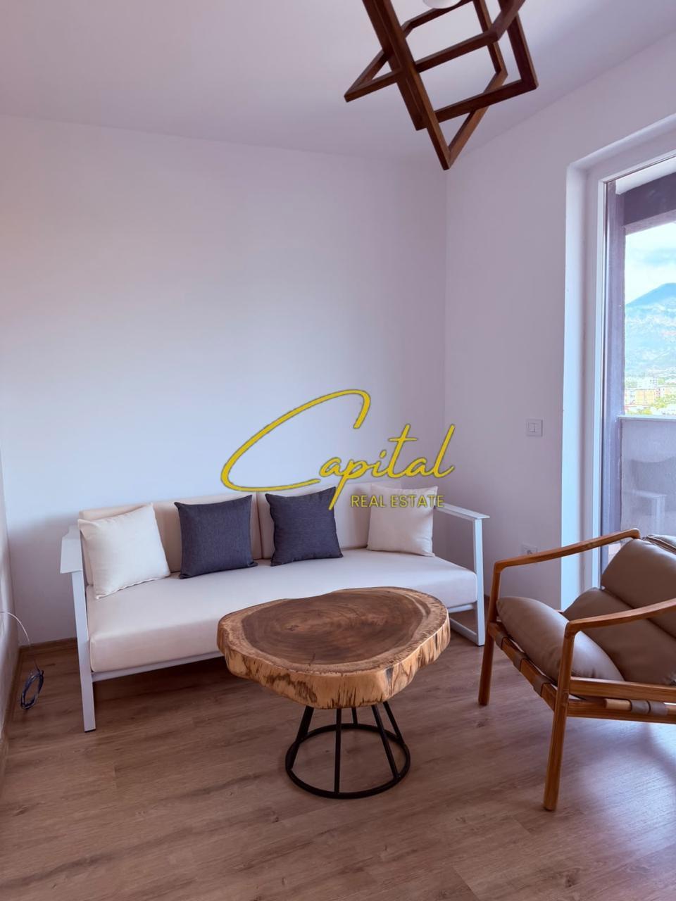 APARTAMENT ME QIRA 1+1 SHKOLLA E BASHKUAR 55.000 LEKE – Tiranë - 1