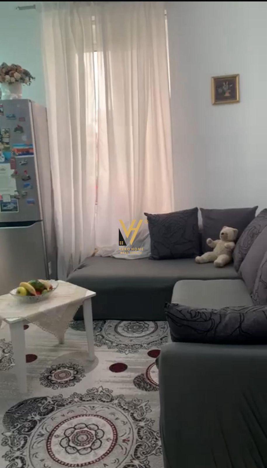 JEPET APARTAMENT 1+1 ME QERA TE PALLATET AGIMI 50.000 LEKE – Tiranë - 1