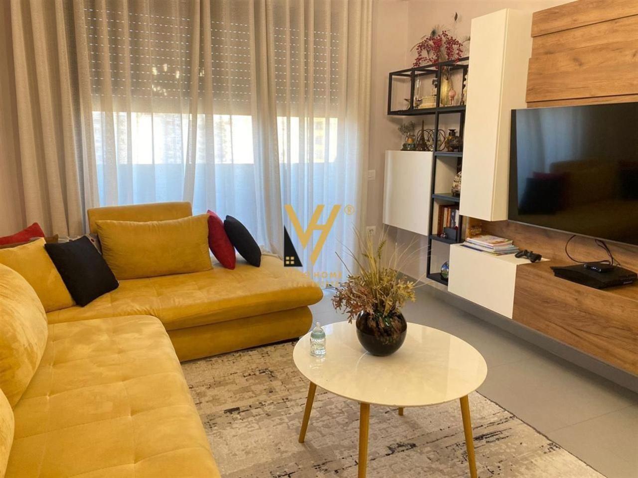 JEPET APARTAMENT 1+1+BLK ME QERA TE STADIUMI DINAMO 900 EURO – Tiranë - 1