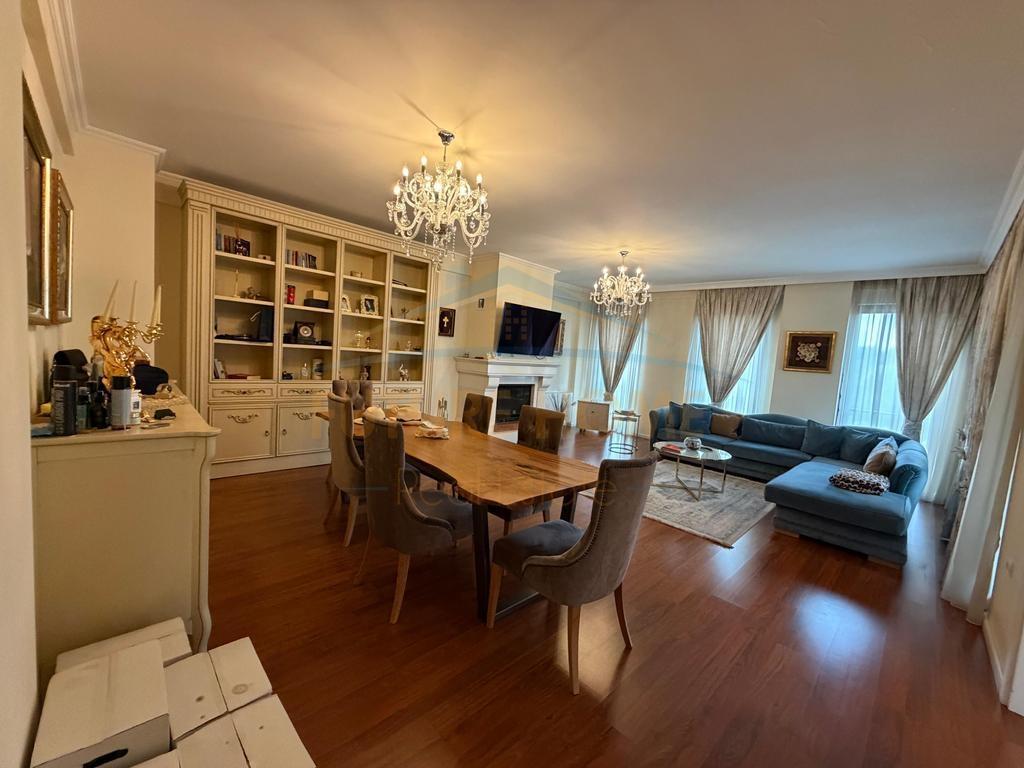 0692268458 Shitet, Apartament 3+1+2+2 Poste Parkimi – Tiranë