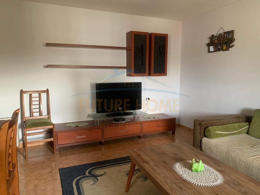 0695135860 Shitet, Apartament 2+1, Pazari i Ri, Tiranë – Tiranë