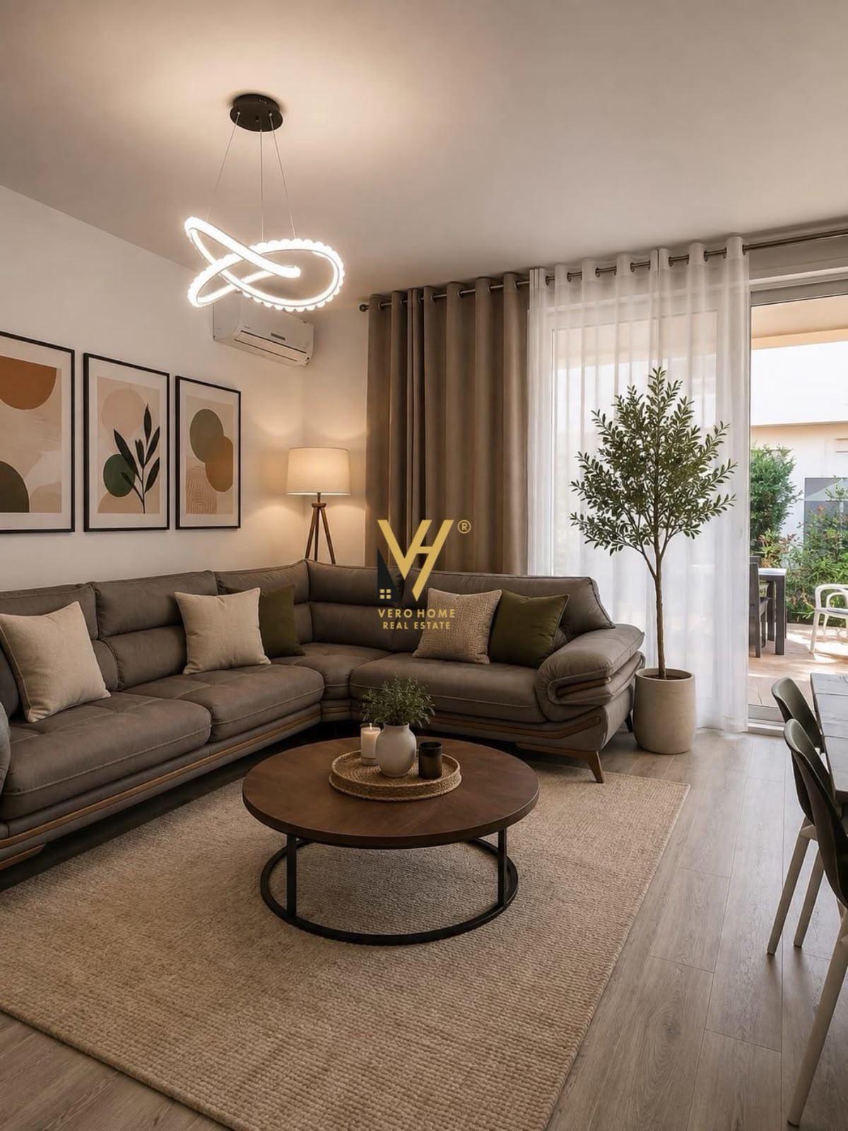 SHITET APARTAMENT 2+1+VERANDE TE GJIRI I LALZIT 420.000 EURO – Durrës