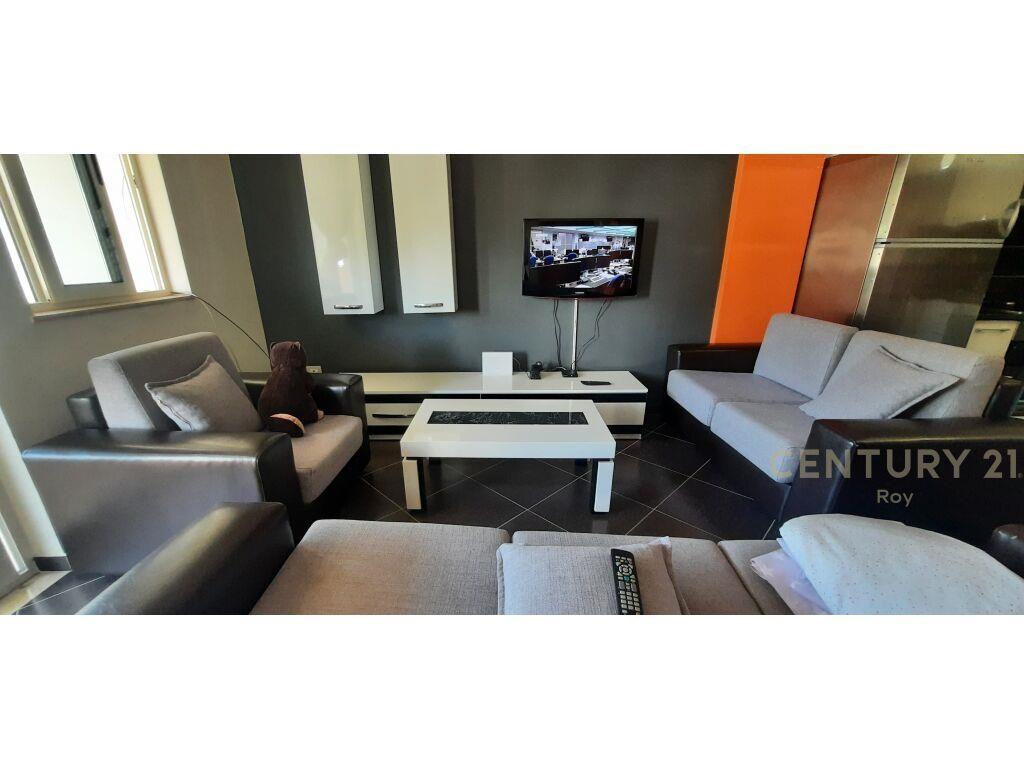 SHITET APARTAMENT 2+1 TE MALI I ROBIT !!!! – Tiranë - 1