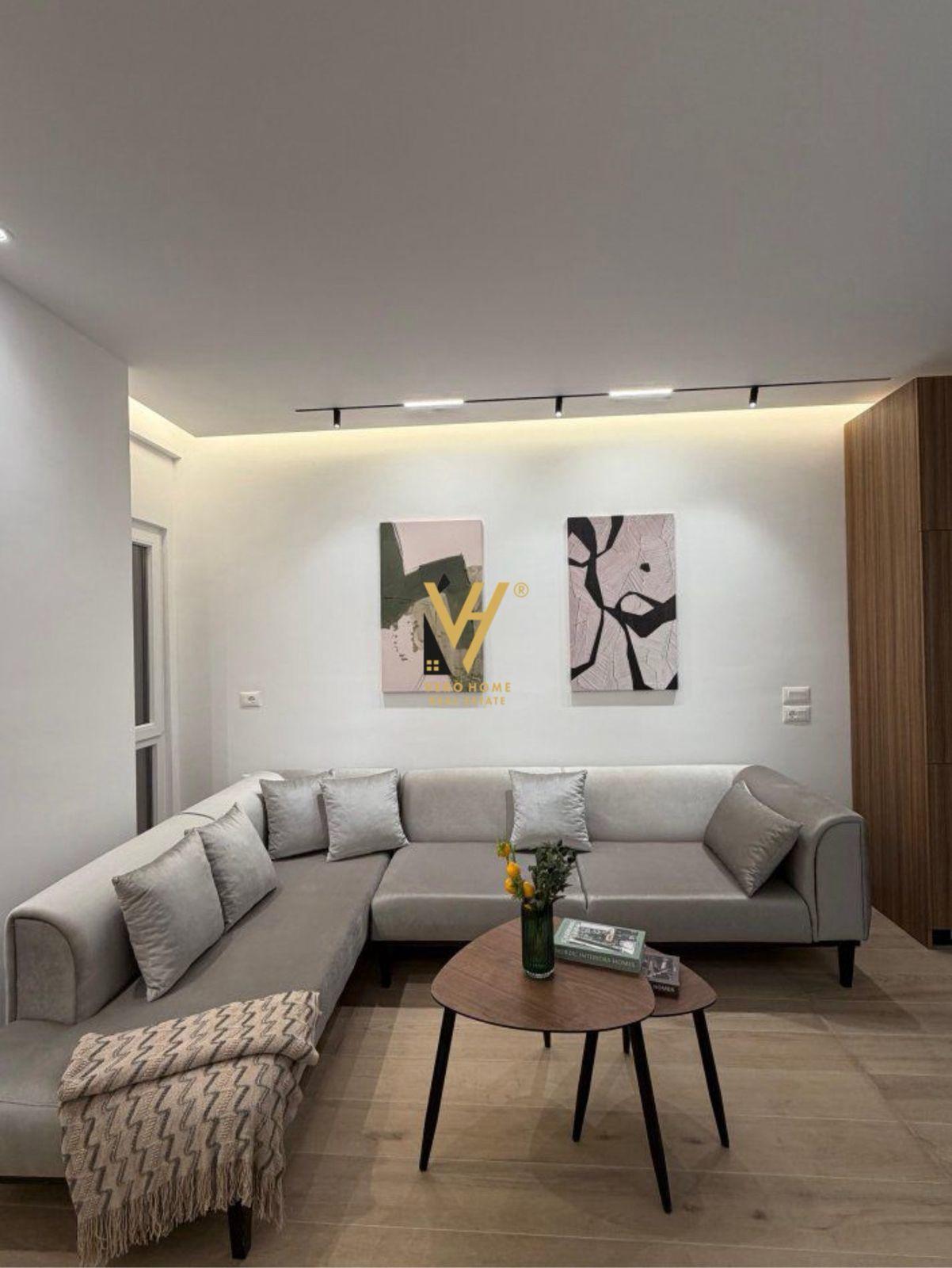 JEPET APARTAMENT 1+1+BLK ME QIRA TE ZOGU I ZI 800 EURO – Tiranë