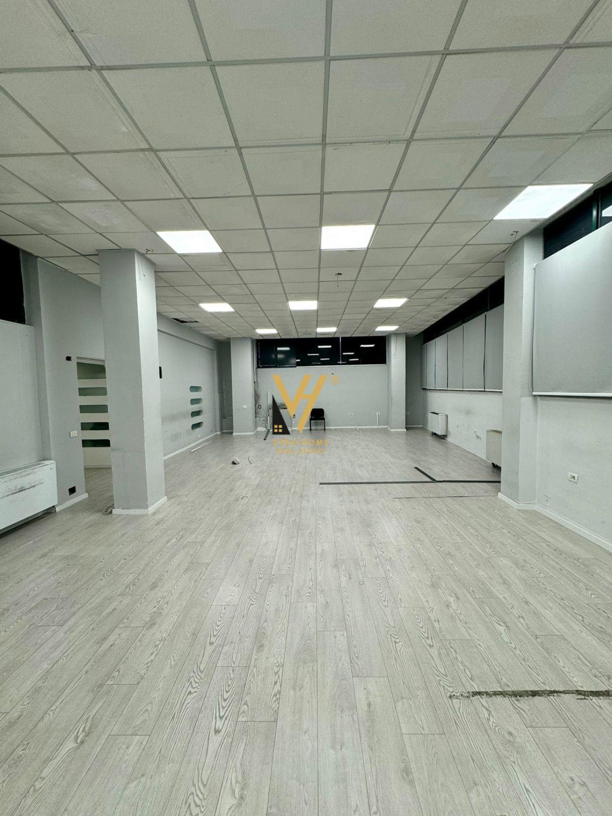 JEPET AMBJENT BIZNESI 655 M2 ME QERA TE RR.KAVAJES 5.800 EUR – Tiranë