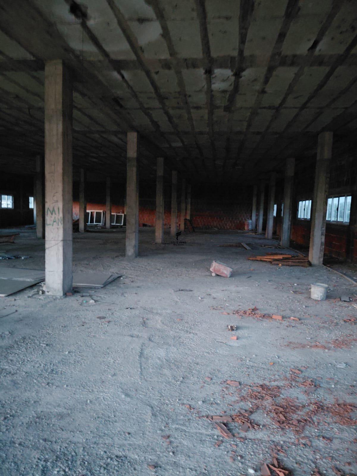 MAGAZINE ME QERA 700 M2 VORE 250.000 LEKE FH-83700 – Tiranë