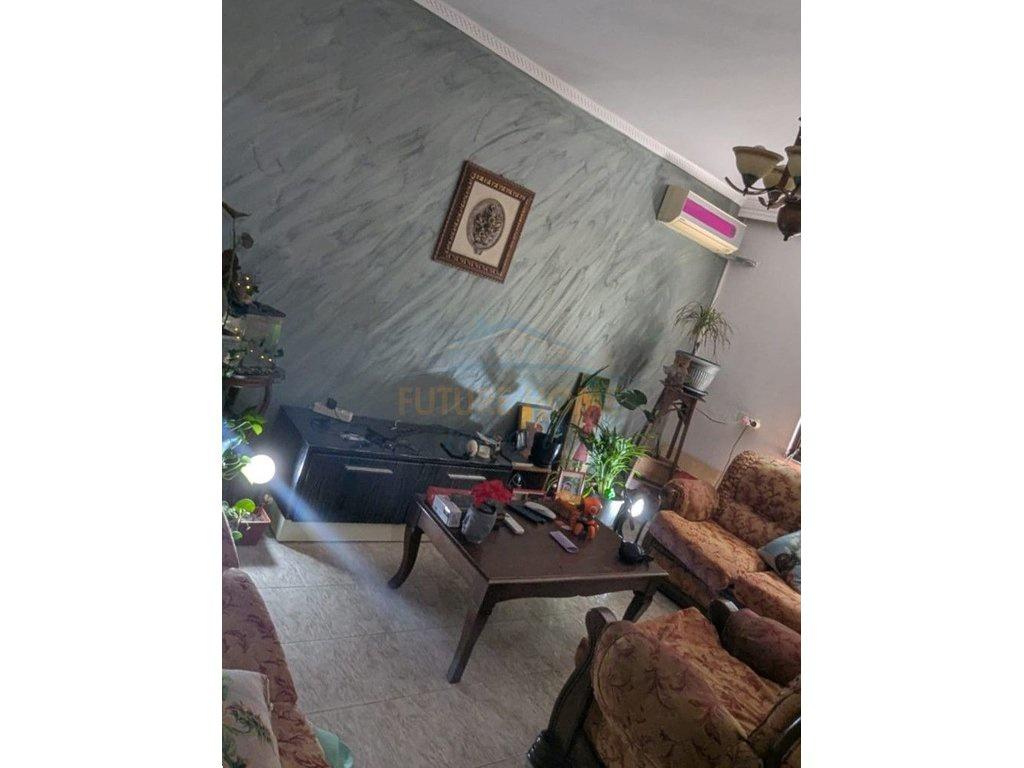 0692268458 Shitet, Apartament 1+1, Ali Demi, Tiranë. – Tiranë