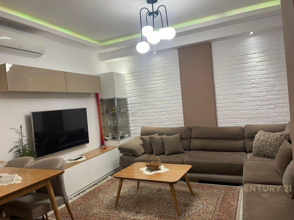 Apartament 2+1 në Shitje në Yzberisht, Bulevardi i Ri – Tiranë - 1