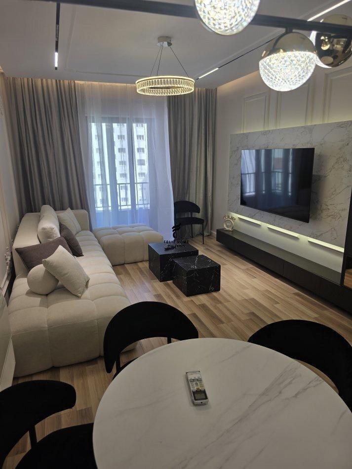 APARTAMENT ME QERA 2+1+2 ISH FUSHA AVIACIONIT 1.000 EURO FH- – Tiranë