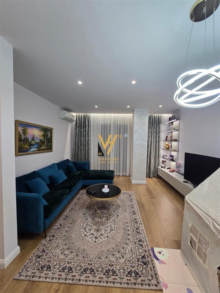 JEPET APARTAMENT 2+1+BLK ME QIRA NE BLLOK 1.500 EURO – Tiranë