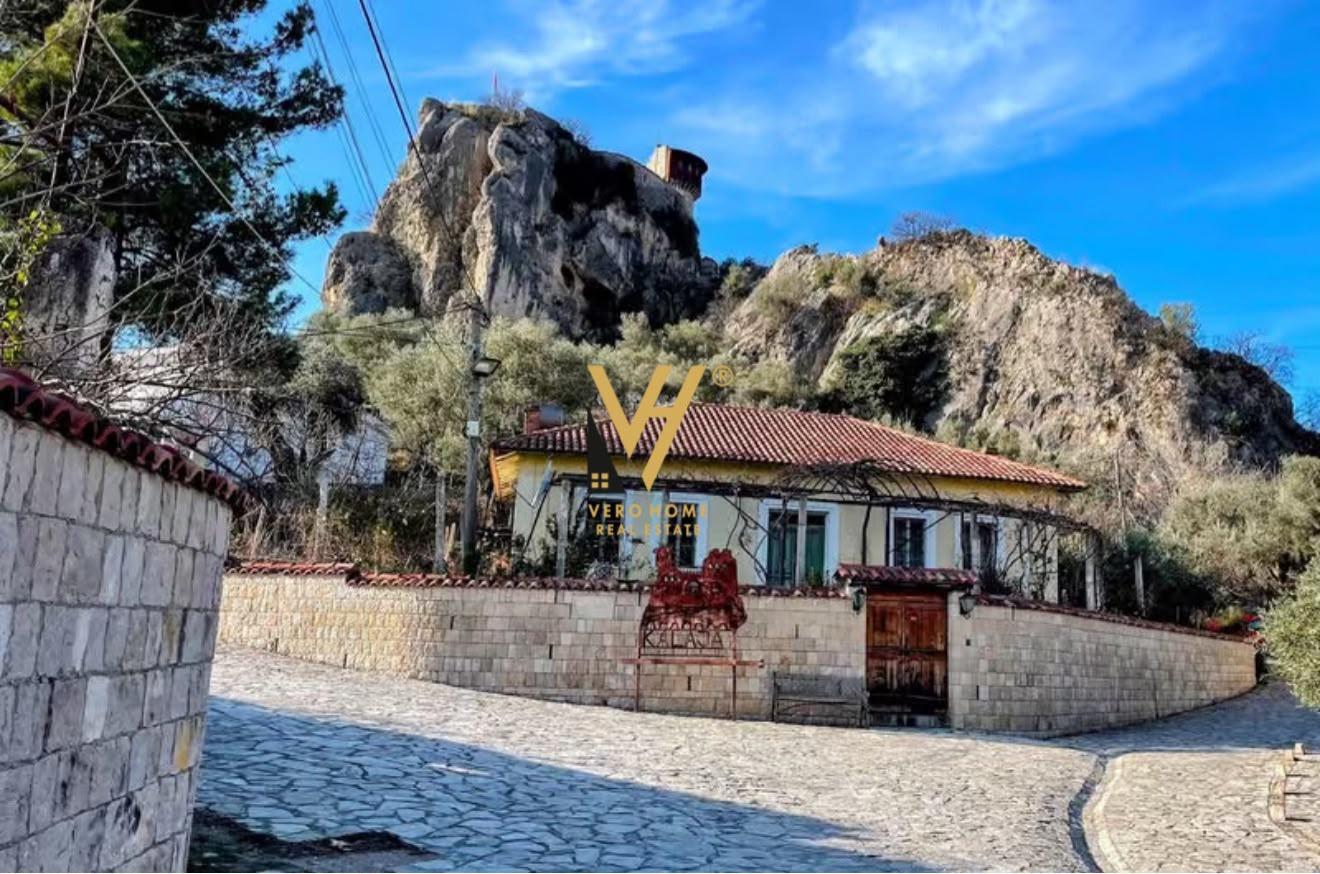 SHITET TOKE 2.800 M2 NE PETRELE 31.500.000 LEKE – Tiranë - 1