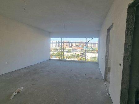 069 479 2 476 SHITET APARTAMENT 1+1,BULEVARDI I RI ,STACION – Tiranë