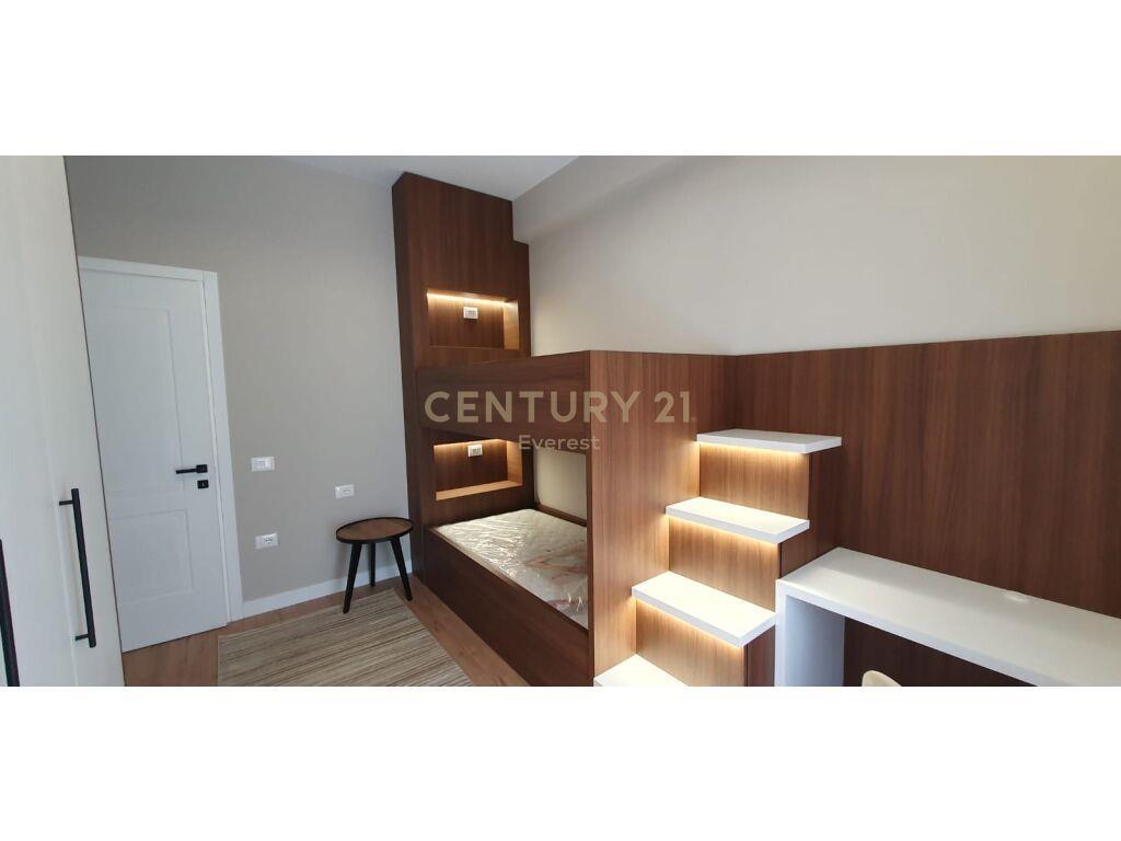 KOPSHTI BOTANIK, SHITET APARTAMENT 2+1 TOTALISHT I INVESTUAR – Tiranë - 1