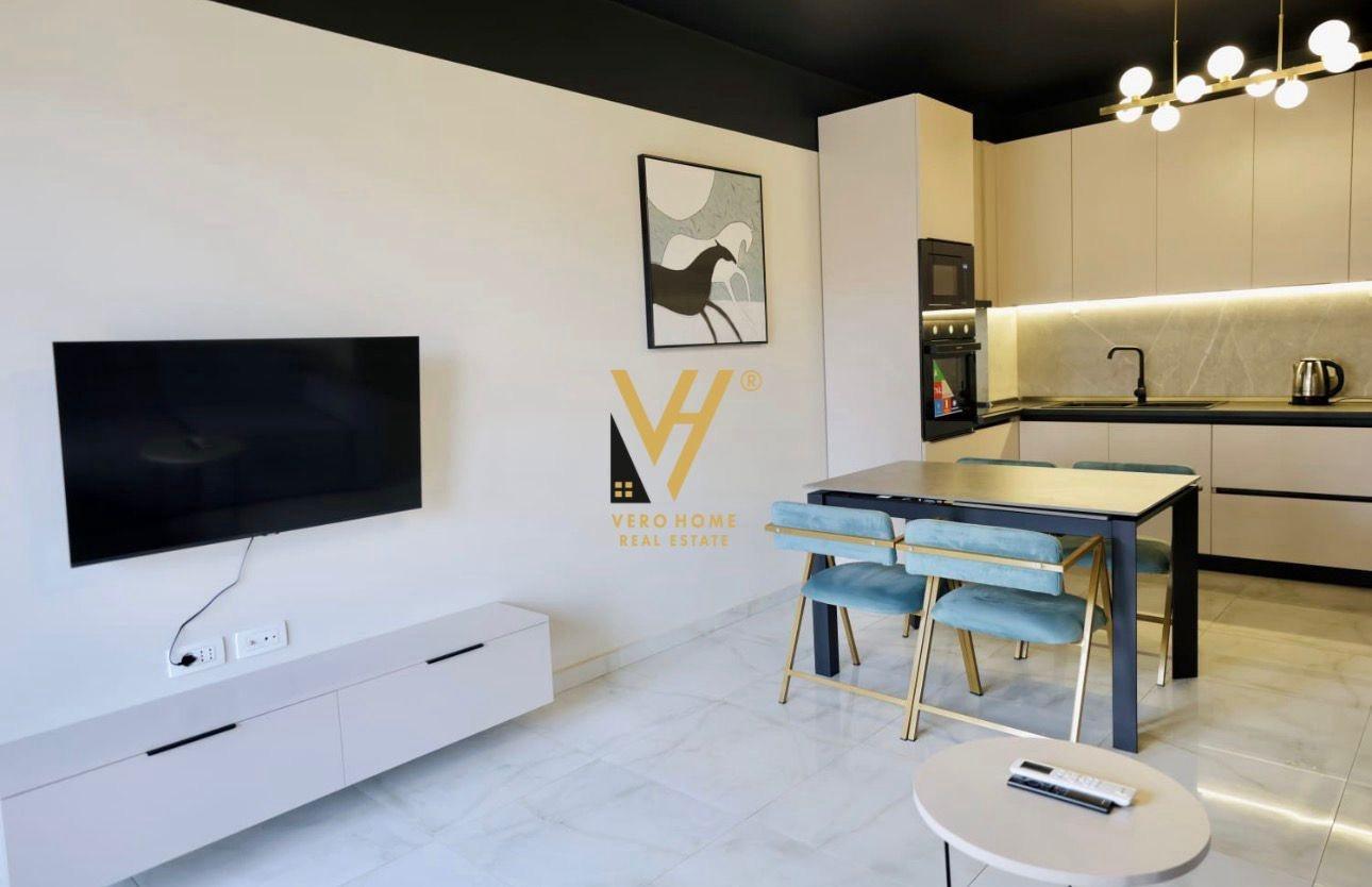 JEPET APARTAMENT 2+1+2 ME QIRA TE KOMUNA E PARISIT 1.100 EUR – Tiranë - 1