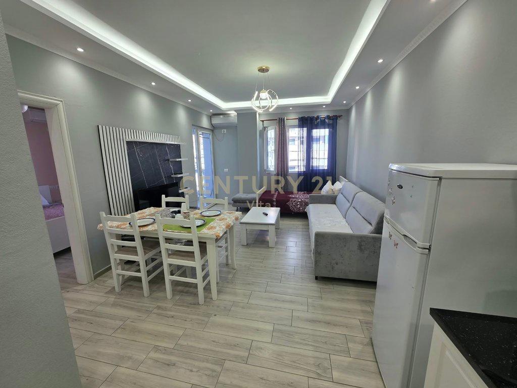 Apartament 1+1 Me Qira në Plazh, Durrës !!! 400 € /Muaj – Durrës
