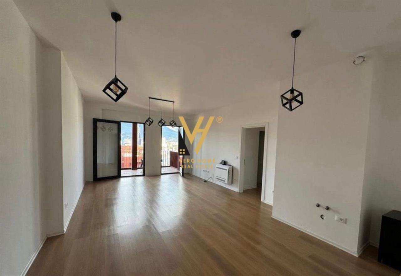 JEPET APARTAMENT 3+1+2 ME QERA TE GARDEN BUILDING 1.500 EURO – Tiranë - 1