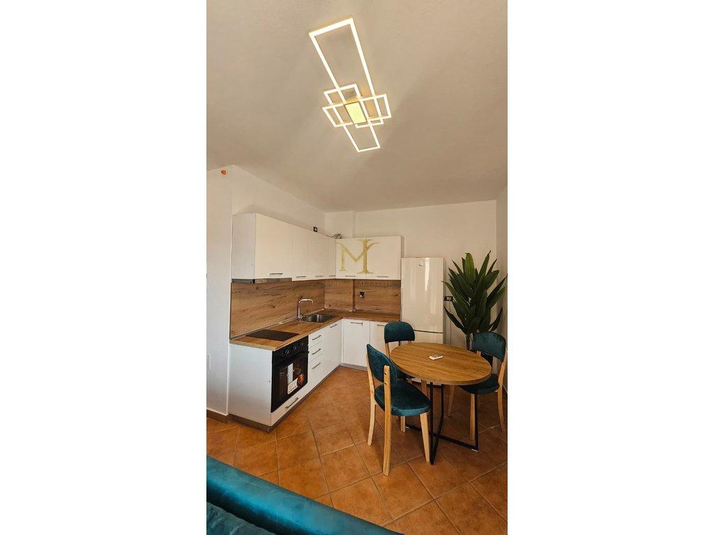 SHITET APARTAMENT 1+1 TEK SHKEMBI KAVAJES ME PAMJE DETI! – Durrës