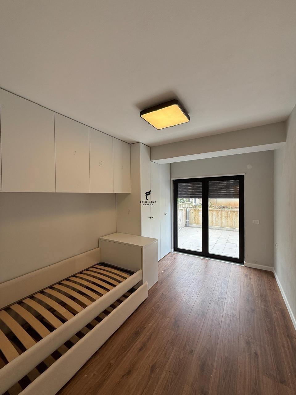 SHITET APARTAMENT 3+1 KODRA E DIELLIT 2 330.000 EURO FH-7333 – Tiranë