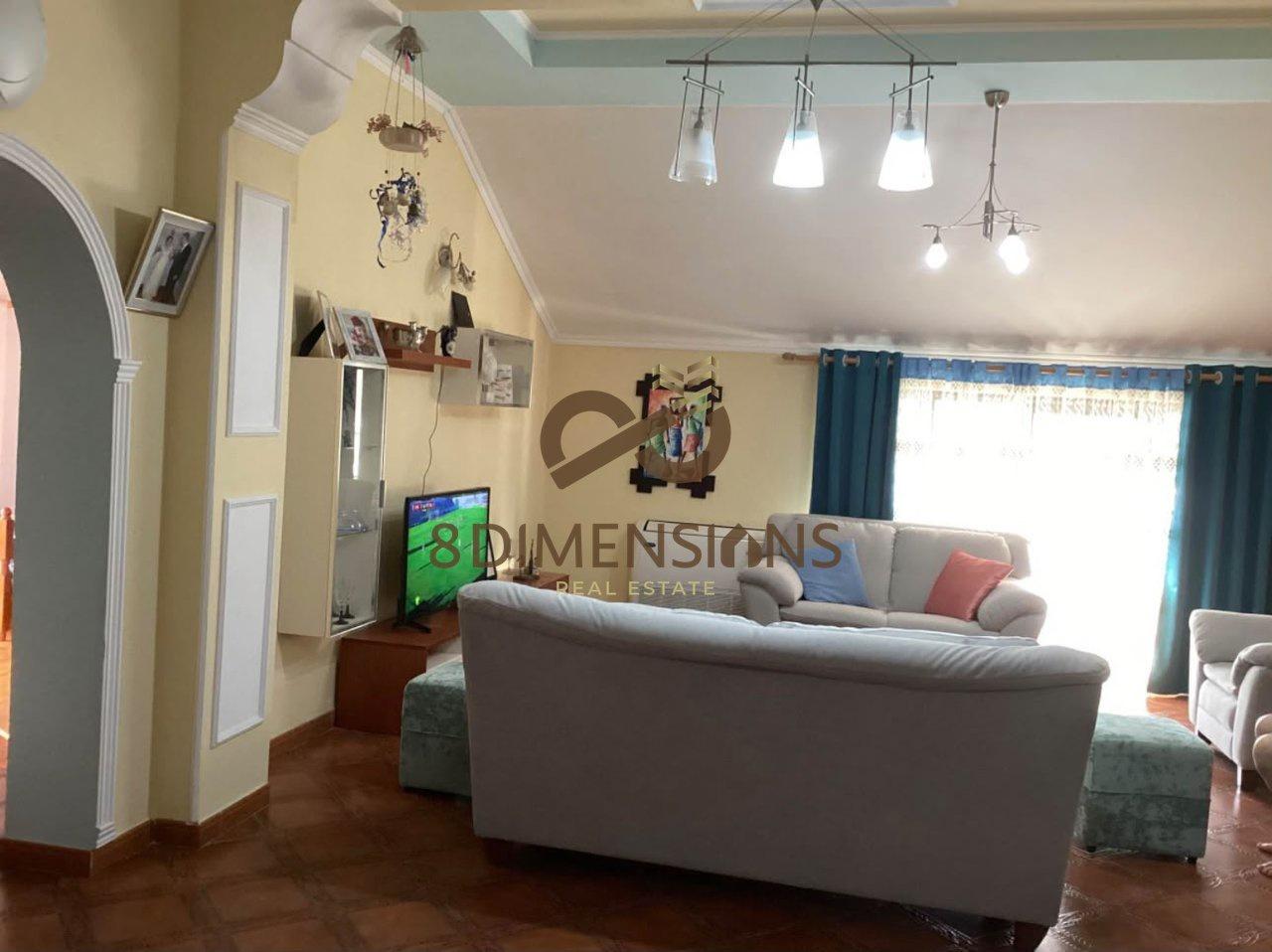 Jepet me qera apartament 2+1 tek rruga Naum Prifti QS, Tiran – Tiranë - 1