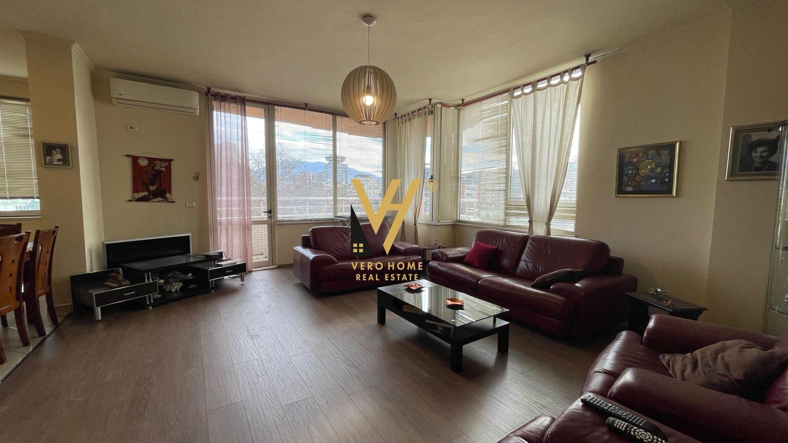JEPET APARTAMENT 2+1+2+BLK ME QIRA NE MYSLYM SHYR 75.000 LEK – Tiranë