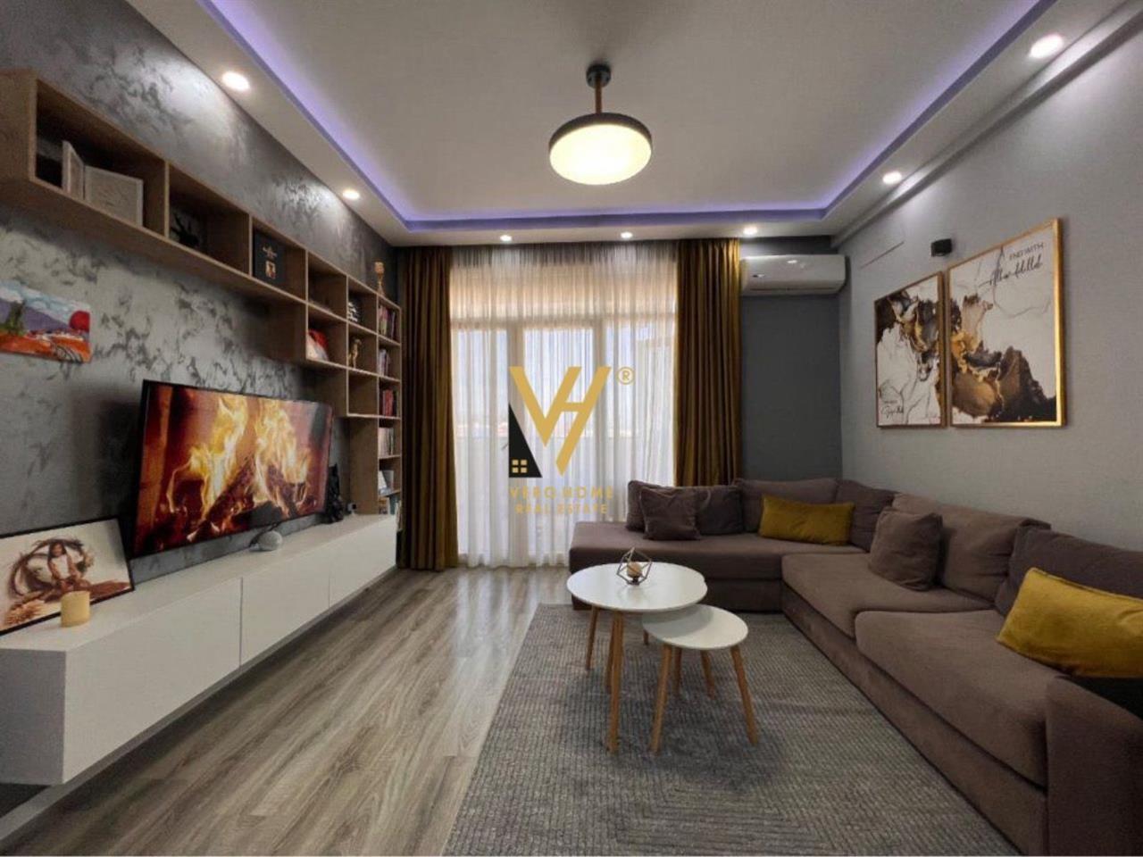 JEPET APARTAMENT 2+1+BLK ME QERA TE ISH FUSHA AVIACIONIT 760 – Tiranë - 1