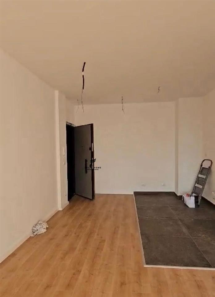 ZYRE ME QERA 150 M2 JORDAN MISJA 1.500 EURO – Tiranë - 1