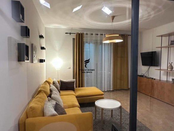 APARTAMENT ME QERA 1+1 AIR ALBANIA 130.000 LEKE FH-87746 – Tiranë